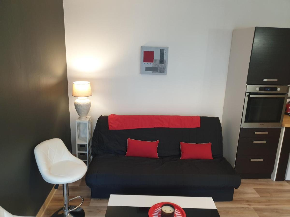 Apartamento Becker Dinan Exterior foto